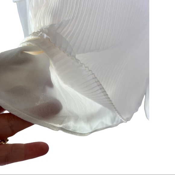 Soft Ecru Pleated Cutout Sleeve Ruffle Cold Shoulder Golden Daze by 1.STATE NEW - Picture 8 of 11